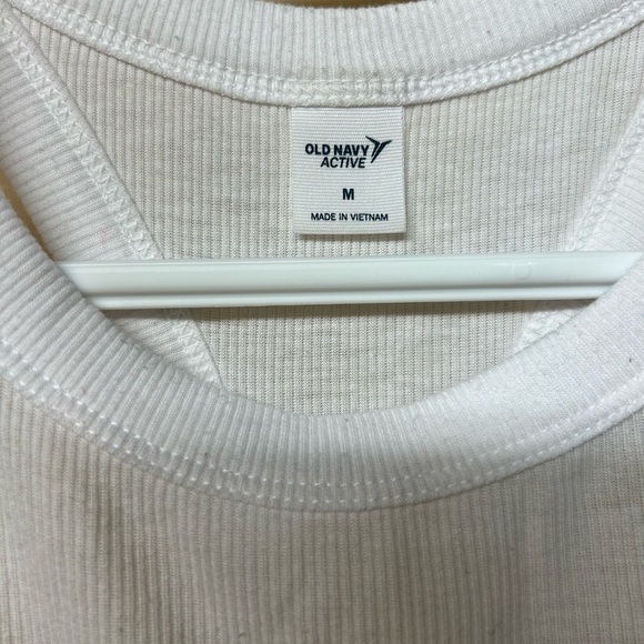 2/$20❤️- SHIRT | Women’s Old navy shirt size medium - Picture 2 of 3